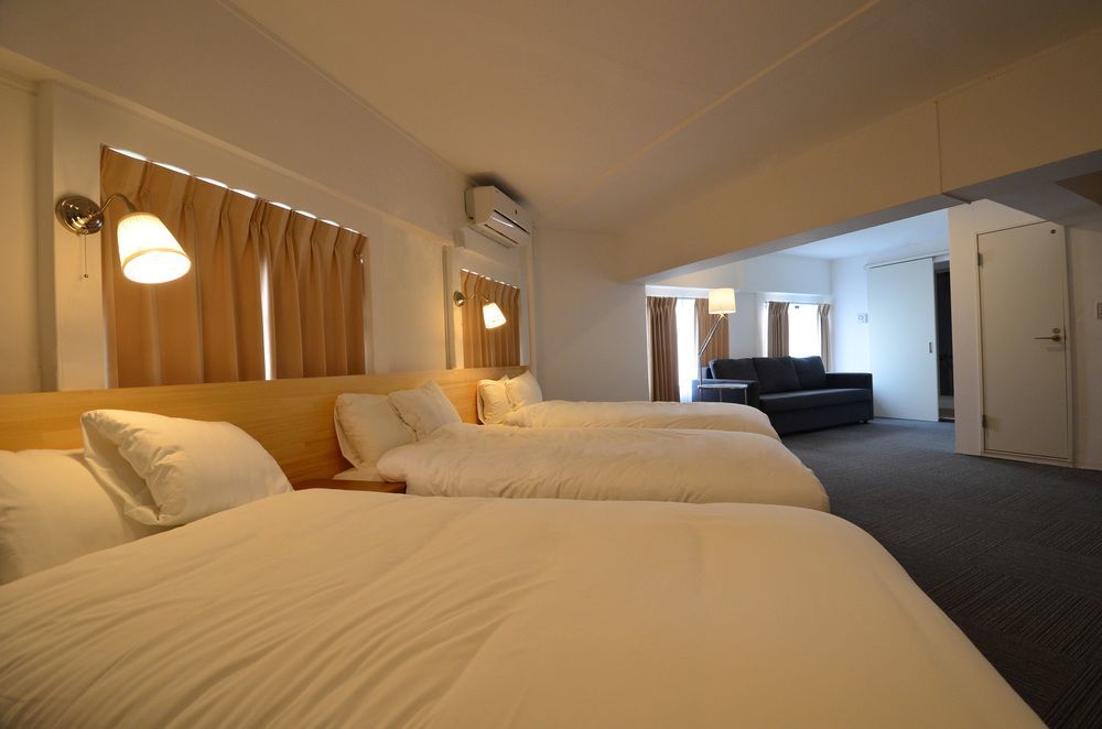 Midi Hotel Осака Екстериор снимка